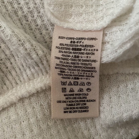 Free People ‘Casual Clash’ Top with Floral Print Balloon Sleeves - Picture 7 of 7